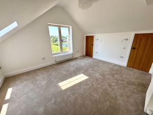 Photo 20- click for photo gallery